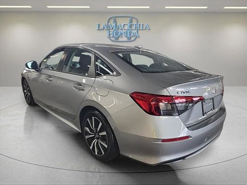 Used 2023 Honda Civic EX image 5