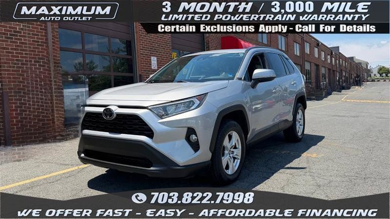 Used 2020 Toyota RAV4 XLE w/ Convenience Package FWD image 1