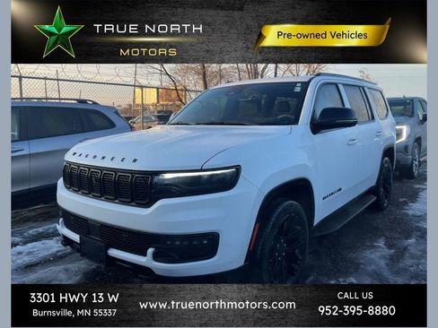 Used 2024 Jeep Wagoneer Series II w/ Convenience Group I image 1