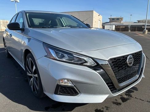 Used 2022 Nissan Altima 2.5 SR image 8