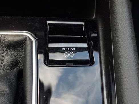 New 2025 Jeep Compass Sport image 31