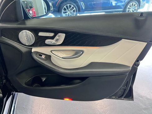 Used 2017 Mercedes-Benz C 43 AMG 4MATIC Sedan w/ Premium 3 Package image 21
