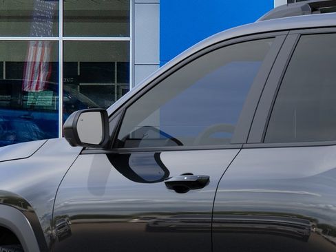 New 2026 Chevrolet Equinox LT w/ Convenience Package II AWD/4WD image 12