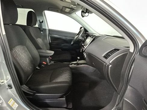 Used 2023 Mitsubishi Outlander Sport LE AWD/4WD image 29
