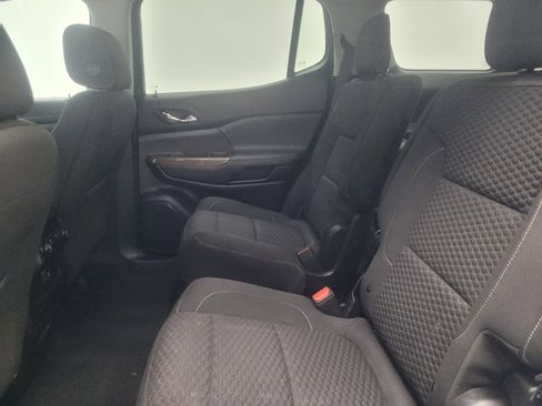 Used 2019 GMC Acadia SLE FWD image 18