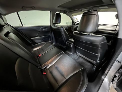 Used 2015 Honda Accord EX-L image 12