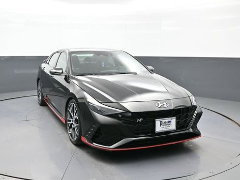 Used 2022 Hyundai Elantra N Base image 3