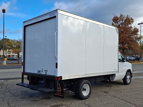 New 2026 Ford E-350 and Econoline 350 Super Duty w/ Power Equipment Group image 6