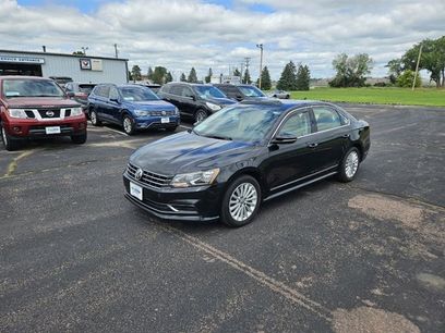Used 2017 Volkswagen Passat 1.8T SE
