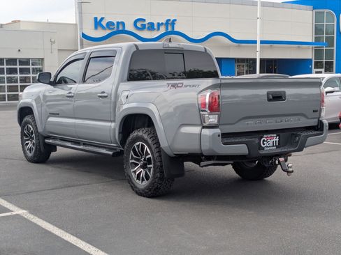 Used 2021 Toyota Tacoma TRD Sport w/ Technology Package RWD image 8