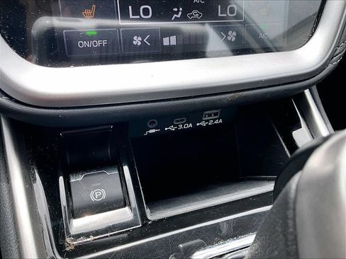 Used 2025 Subaru Legacy Premium AWD/4WD image 26