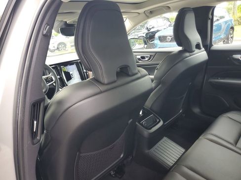 Certified 2023 Volvo S60 T8 Plus AWD/4WD image 11