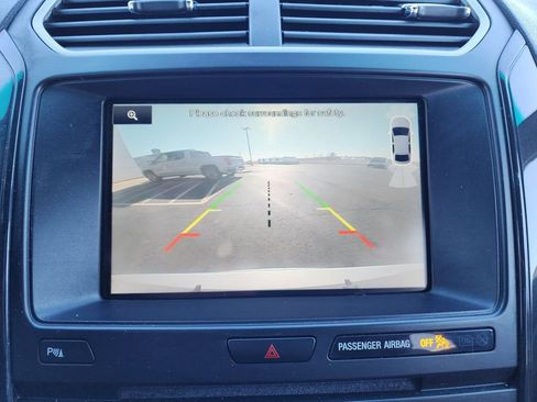 Used 2016 Ford Explorer XLT w/ Equipment Group 202A image 24