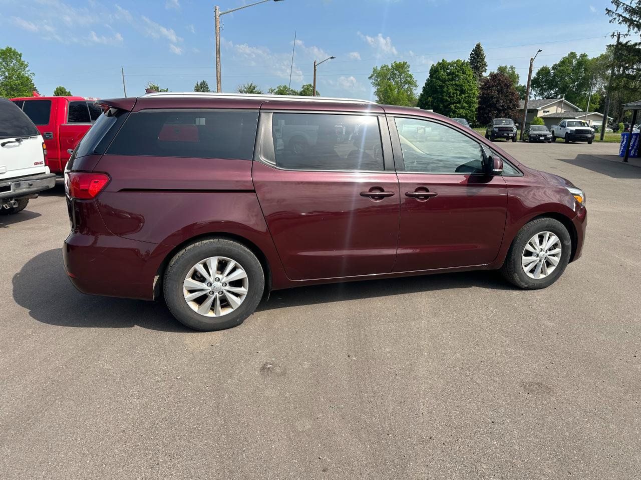 Used 2015 Kia Sedona LX FWD image 5