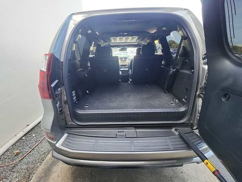 Used 2020 Lexus GX 460 Luxury image 26