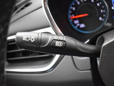 Used 2024 Chevrolet Equinox LT image 25