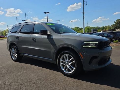 Used 2024 Dodge Durango GT AWD/4WD image 7
