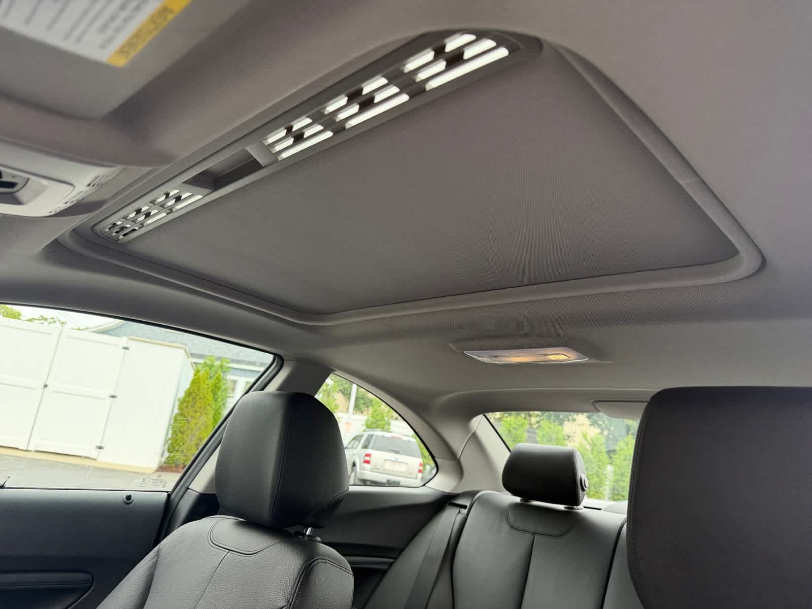 Used 2015 BMW 228i xDrive Coupe AWD/4WD image 18