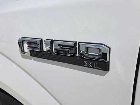 Used 2020 Ford F150 XL w/ Equipment Group 101A Mid RWD image 10