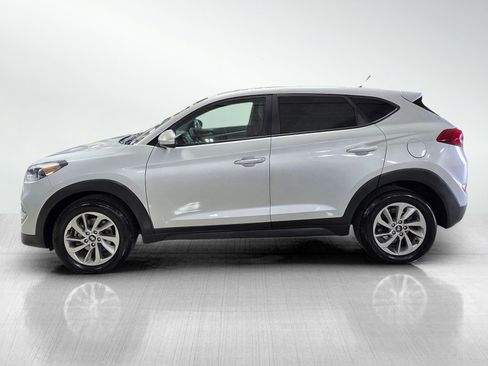 Used 2018 Hyundai Tucson SE image 4