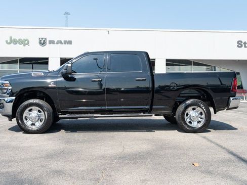 Used 2025 RAM 2500 Tradesman AWD/4WD image 2