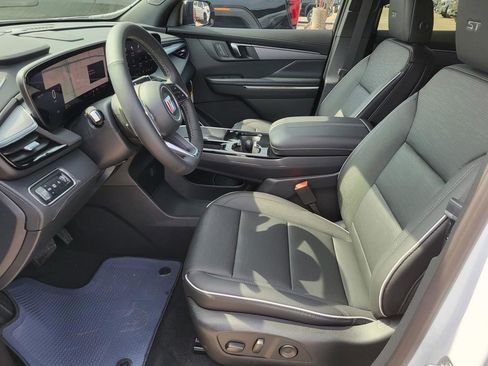 New 2026 Buick Enclave Sport Touring w/ Power Package image 7