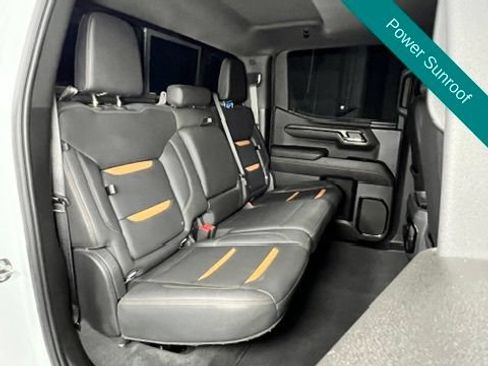 Used 2024 GMC Sierra 1500 AT4 w/ Technology Package AWD/4WD image 16