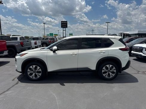 Used 2023 Nissan Rogue SV FWD image 7