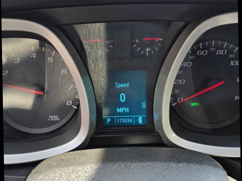 Used 2011 Chevrolet Equinox LT w/ Driver Convenience Package image 8