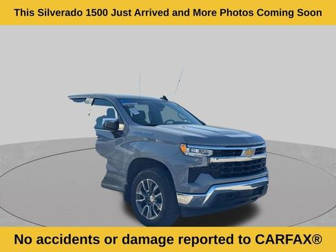 Used 2024 Chevrolet Silverado 1500 LT AWD/4WD image 2