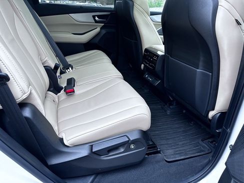 Used 2024 Acura MDX SH-AWD w/ Technology Package image 36