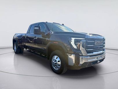 Used 2025 GMC Sierra 3500 SLE w/ SLE Value Package
