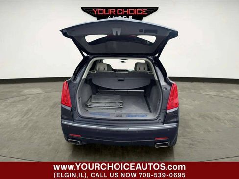 Used 2018 Cadillac XT5 Luxury w/ Driver Awareness Package FWD image 5