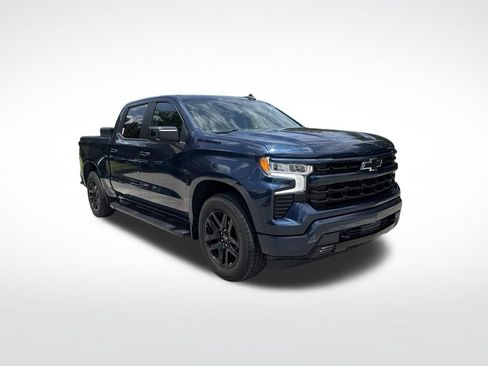 Used 2022 Chevrolet Silverado 1500 RST w/ Convenience Package II RWD image 2