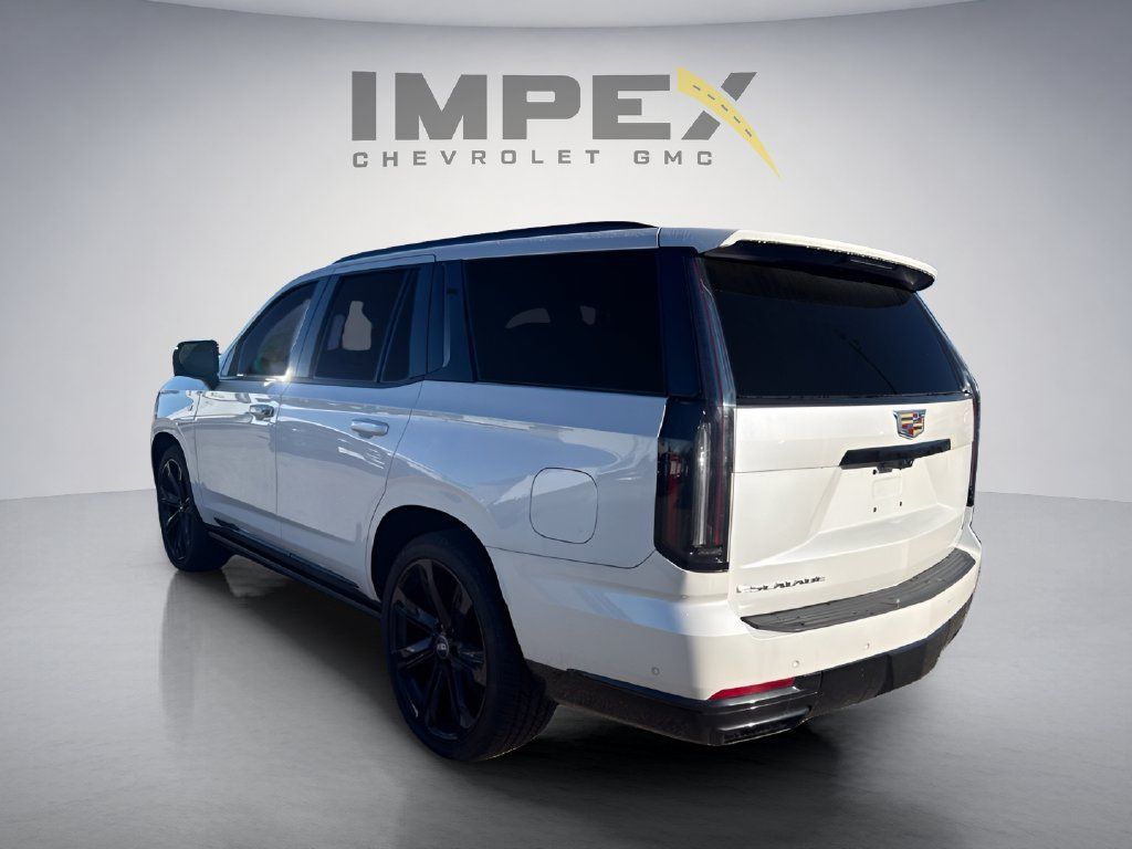 Used 2025 Cadillac Escalade Sport Platinum AWD/4WD image 3