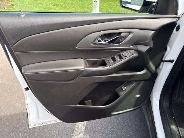 Used 2019 Chevrolet Traverse LT w/ LT Premium Package AWD/4WD image 22