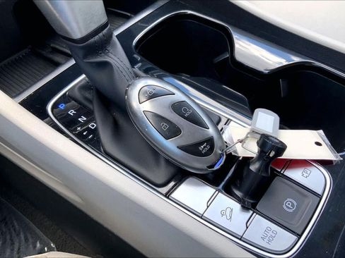 Used 2025 Hyundai Tucson SEL FWD image 13