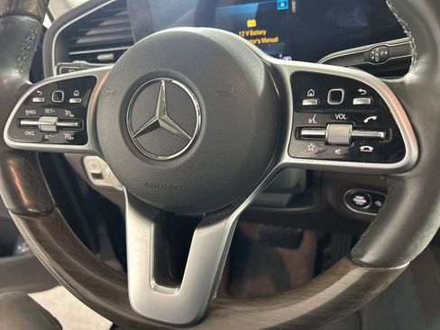 Used 2020 Mercedes-Benz GLE 350 4MATIC image 29