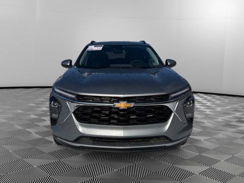 New 2026 Chevrolet Trax LT w/ Driver Confidence Package image 2