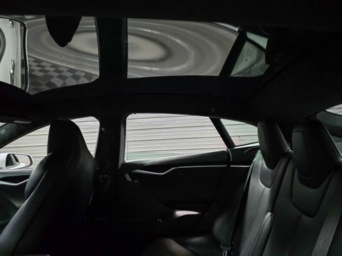 Used 2017 Tesla Model S 100D image 18