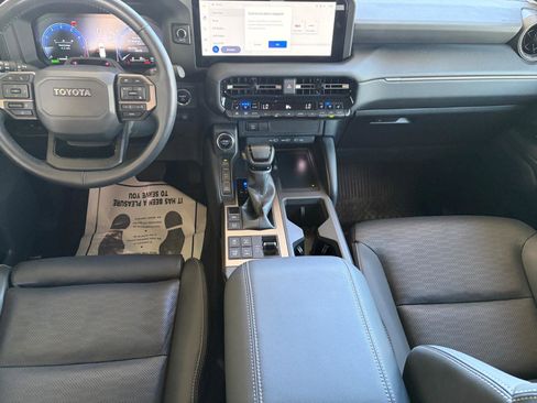 Used 2024 Toyota Land Cruiser image 10