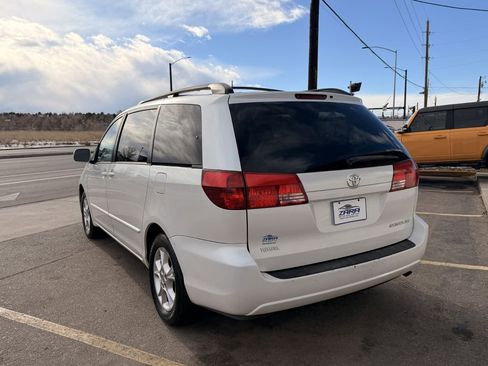 Used 2005 Toyota Sienna XLE image 5