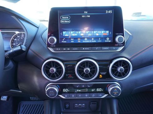 Certified 2025 Nissan Sentra SR w/ SR Premium Package image 19