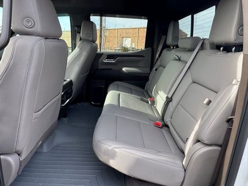 Used 2024 GMC Sierra 1500 SLT w/ SLT Premium Plus Package image 15