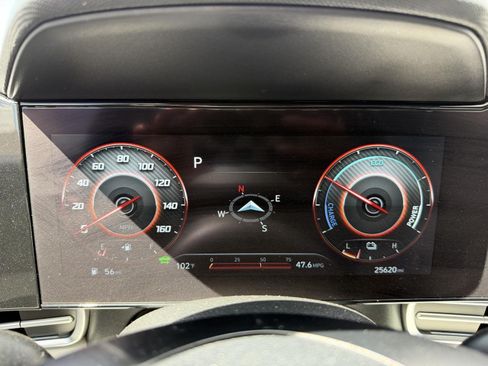 Used 2023 Hyundai Elantra Limited FWD image 26