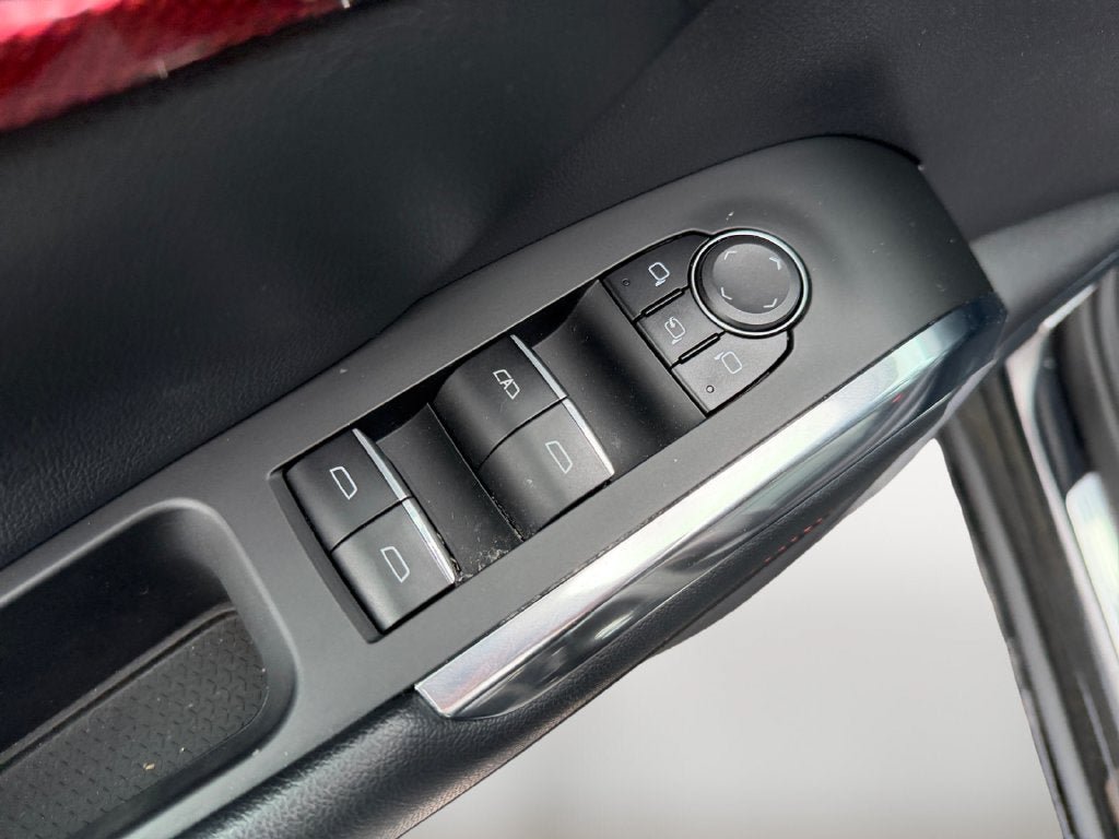 Used 2024 Chevrolet Traverse RS AWD/4WD image 22