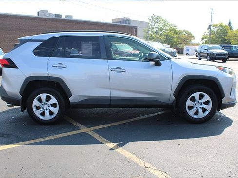 Used 2019 Toyota RAV4 LE w/ All Weather Liner Package AWD/4WD image 5