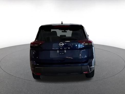 Used 2025 Nissan Rogue SV FWD image 10