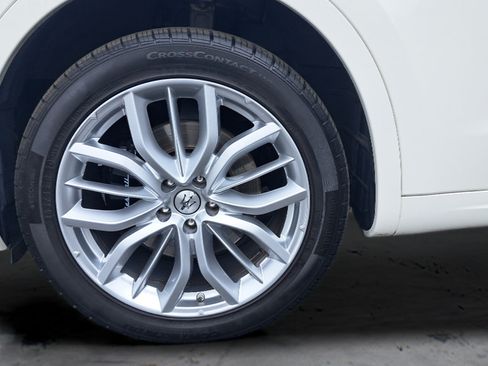 Used 2022 Maserati Levante GT AWD/4WD image 28