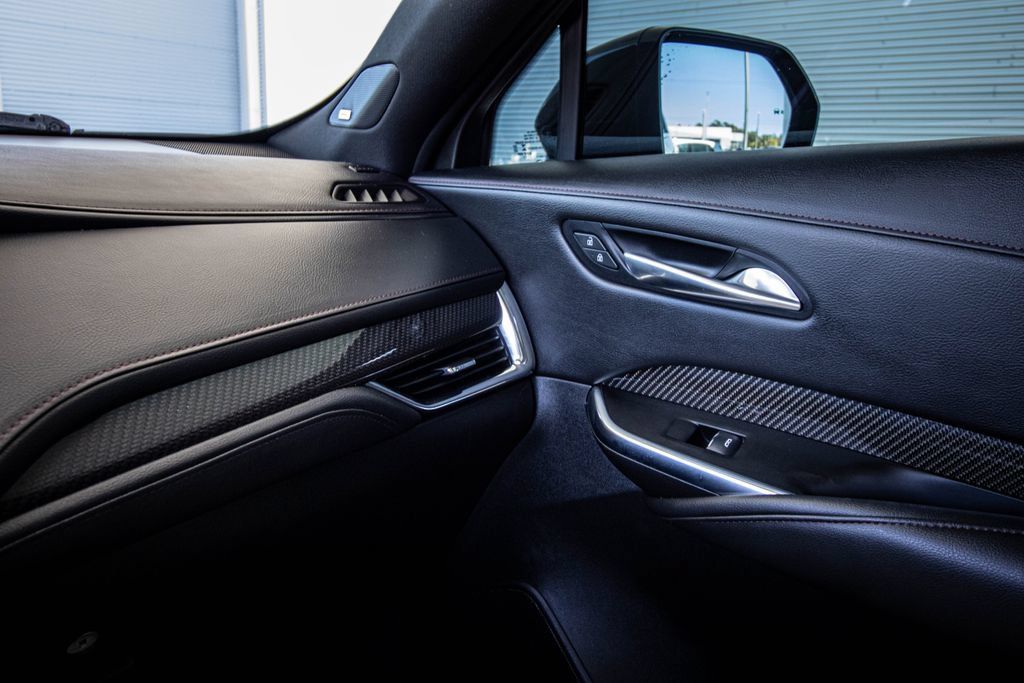 Used 2020 Cadillac XT4 Sport AWD/4WD image 31